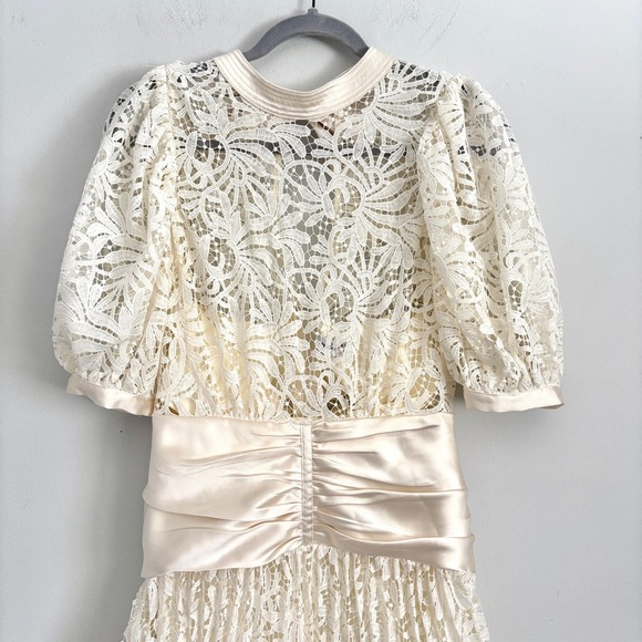 Self-Portrait Floral Lace Short Sleeve Midi Dress in Ivory Women’s Size US 8 - Picture 3 of 13